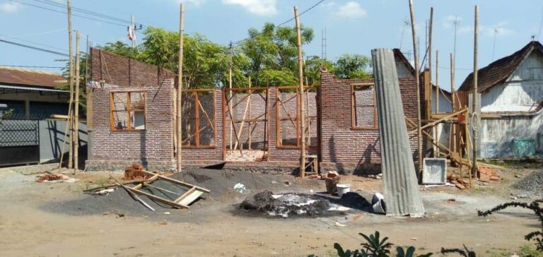 School being built in Indonesia.